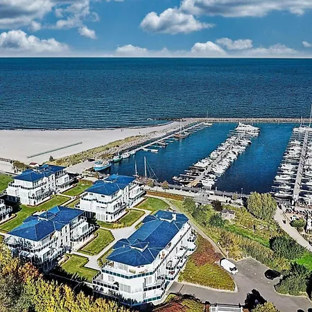 Am-yachthafen-villa-poel-we-30